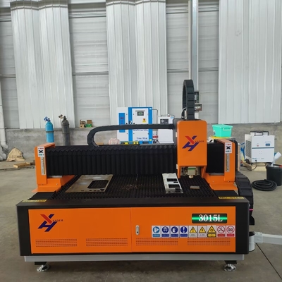 3000W 6000W CNC-vezellasersnijmachine roestvrijstalen lasersnijmachine