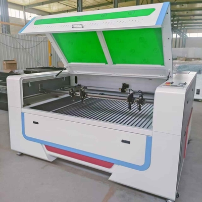 4060 6090 1390 Lasergraverende machine met laserbuis