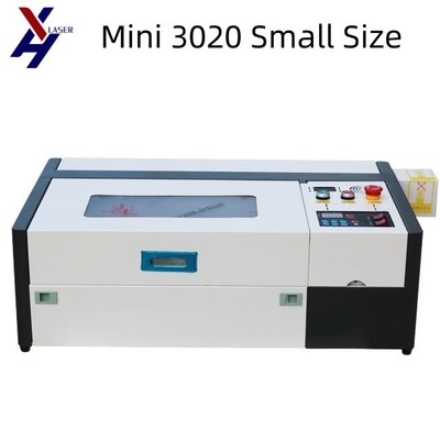 Kleine 300*200mm M2 CO2 lasergraver en snijmachine voor houtleer acryl