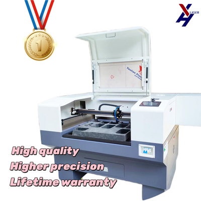 CO2-lasergraver en -snijdmachine voor MDF-papier