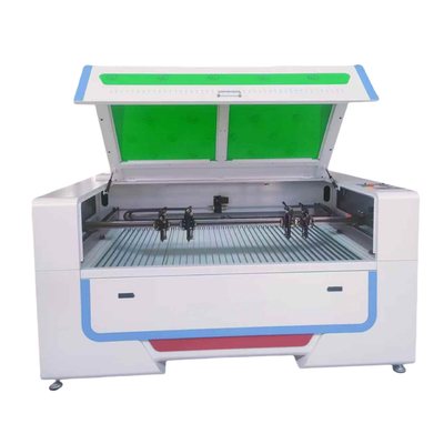 Vier koppen 130W 150W CO2 laser snij- en gravure machine voor acryl MDF glas